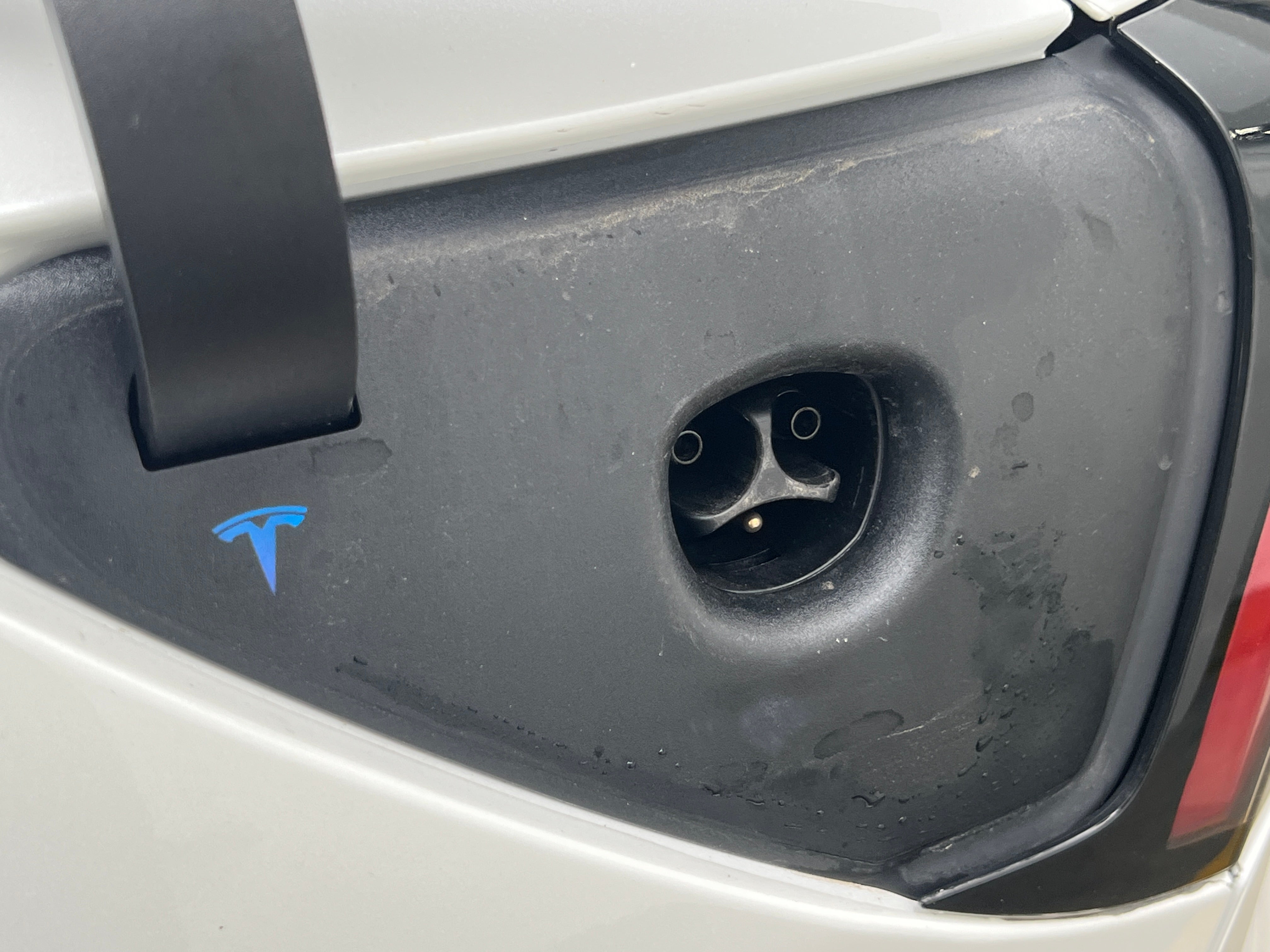 tesla model 3 2020 5YJ3E1EA4LF631670 image tesla model 3 2020 5YJ3E1EA4LF631670 image